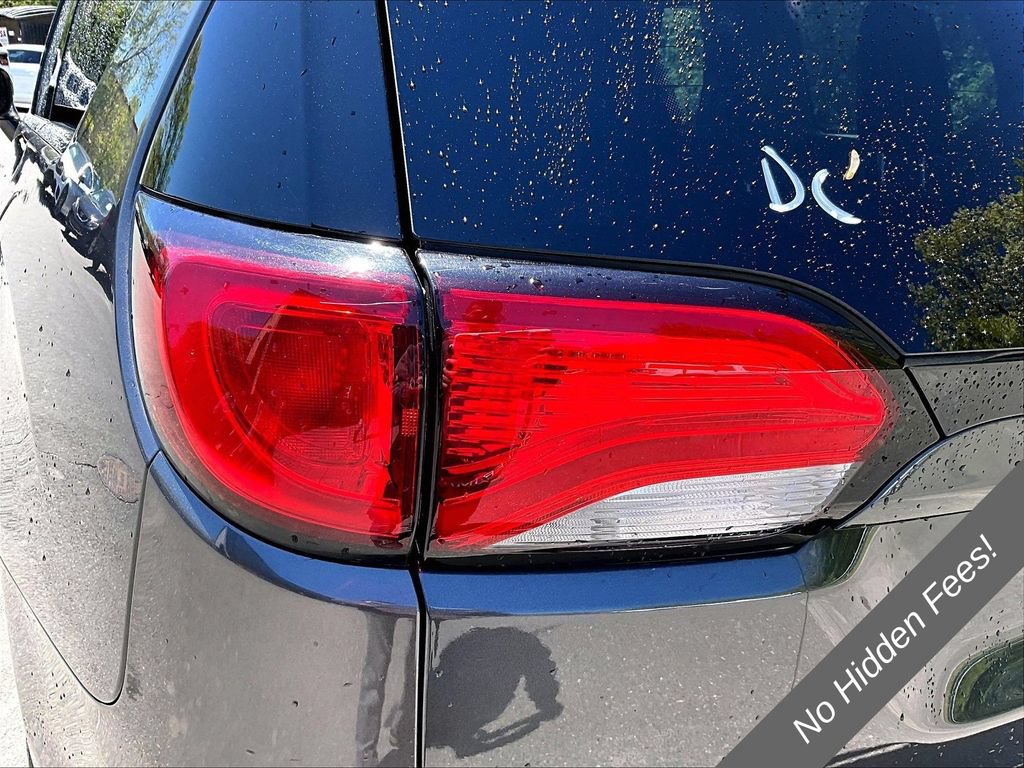 Used 2017 Chrysler Pacifica Touring-L Plus FWD image 28