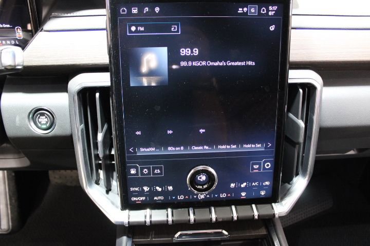 New 2026 GMC Acadia Denali w/ LPO, Floor Liner Package image 46