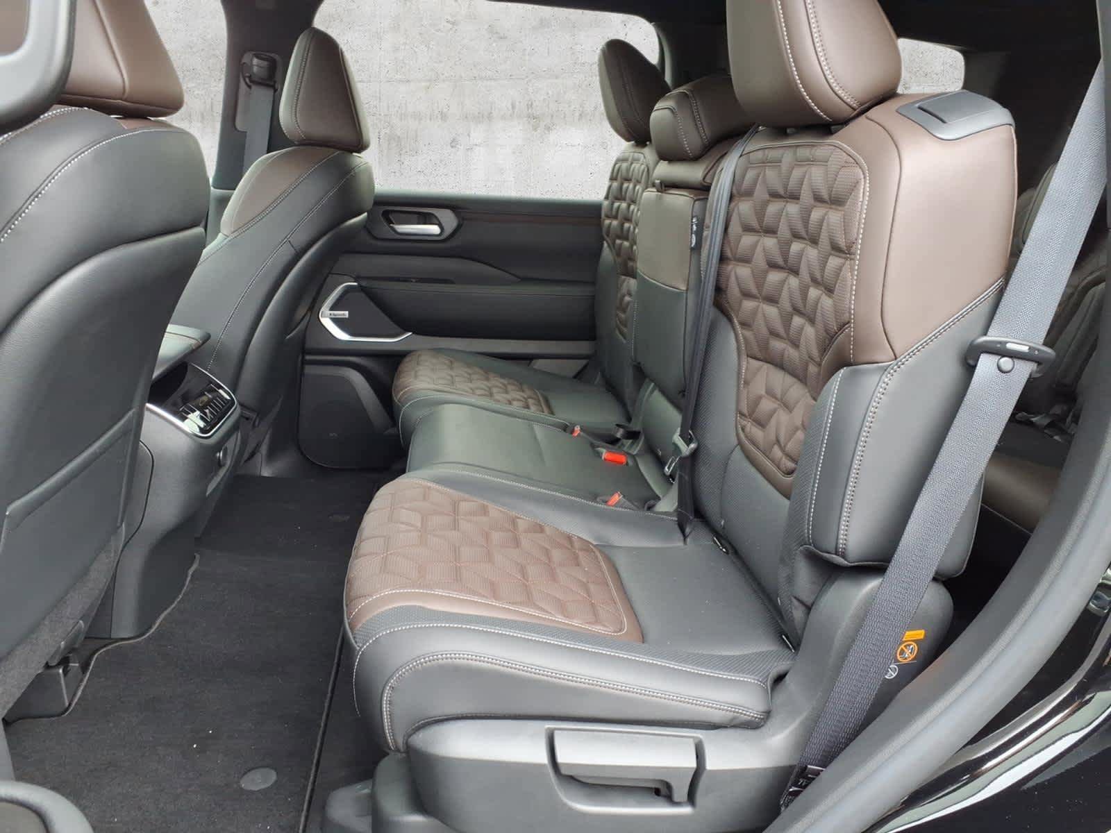 New 2026 Nissan Armada Platinum AWD/4WD image 7