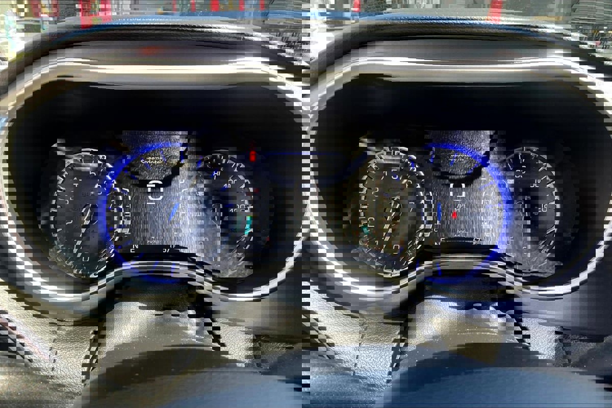 Used 2024 Chrysler Pacifica Touring-L image 17