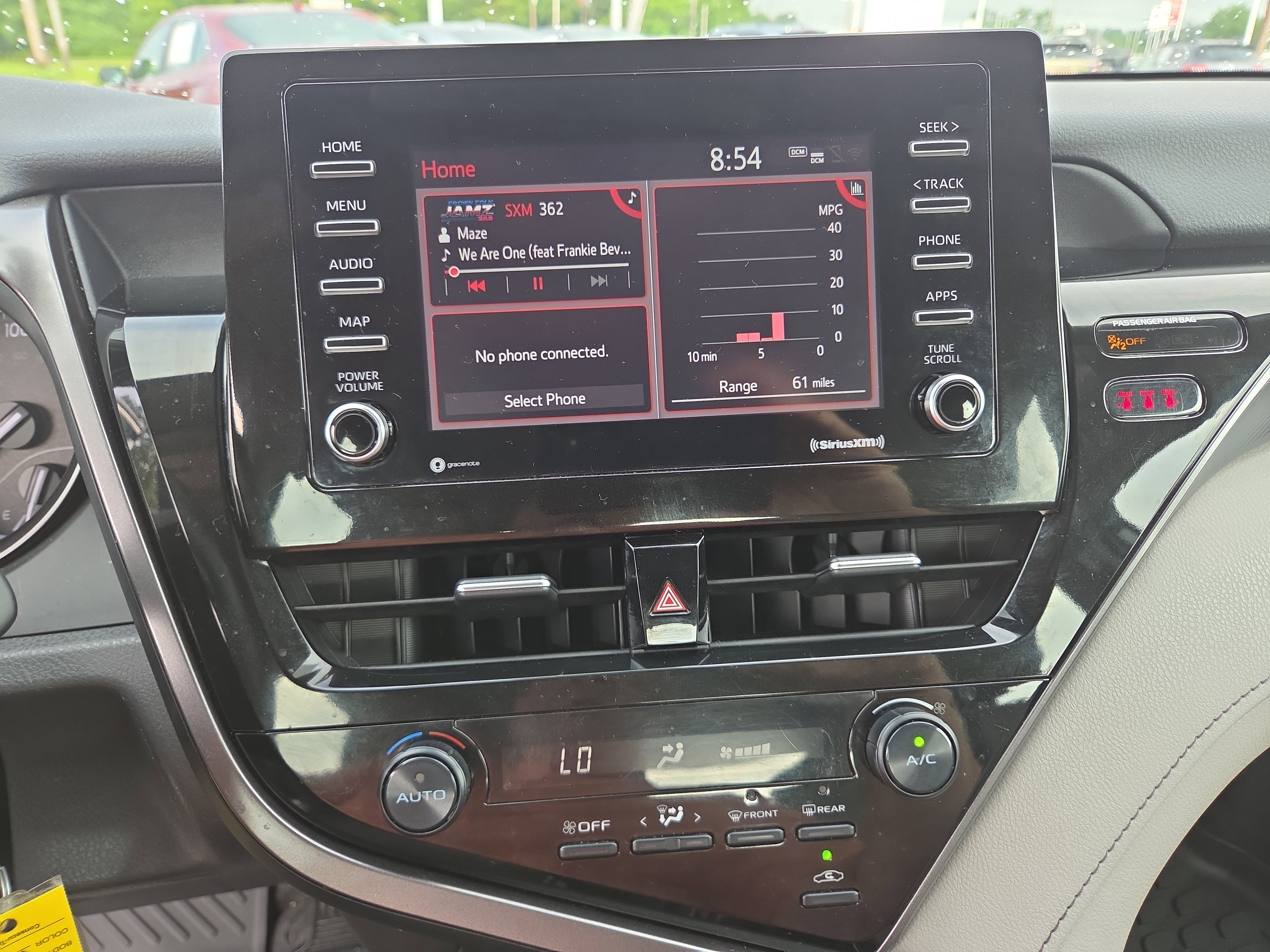 Certified 2021 Toyota Camry SE image 25