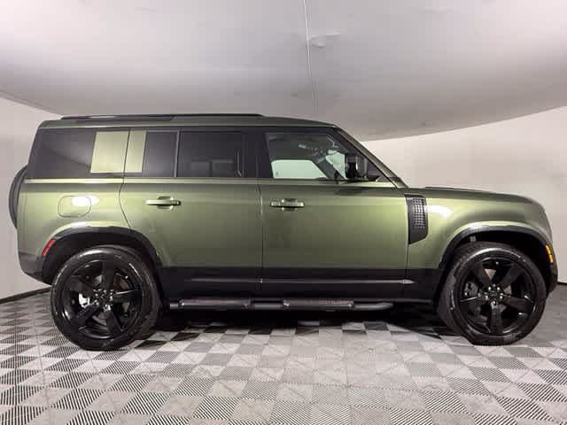 New 2026 Land Rover Defender 110 X-Dynamic SE AWD/4WD image 9
