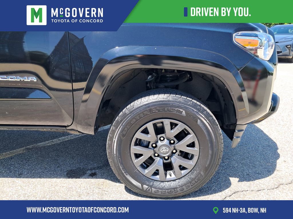 Used 2023 Toyota Tacoma SR5 AWD/4WD image 11