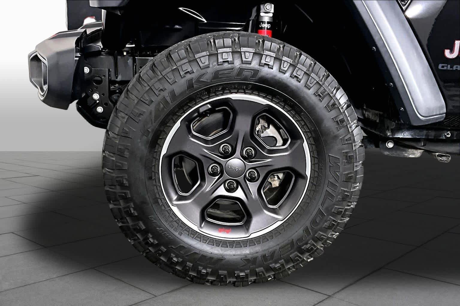 Used 2020 Jeep Gladiator Rubicon AWD/4WD image 11