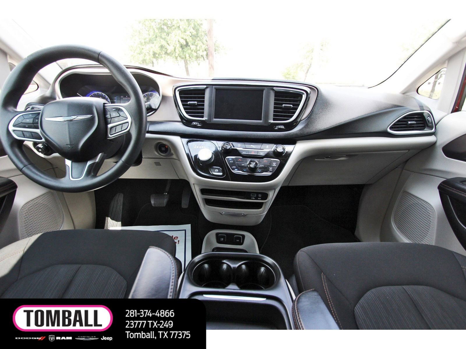 Used 2018 Chrysler Pacifica Touring Plus image 10