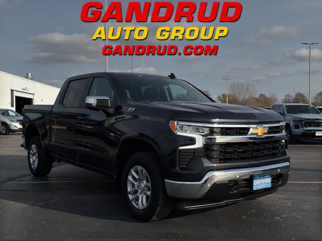 Used 2024 Chevrolet Silverado 1500 LT w/ Z71 Off-Road Package image 1