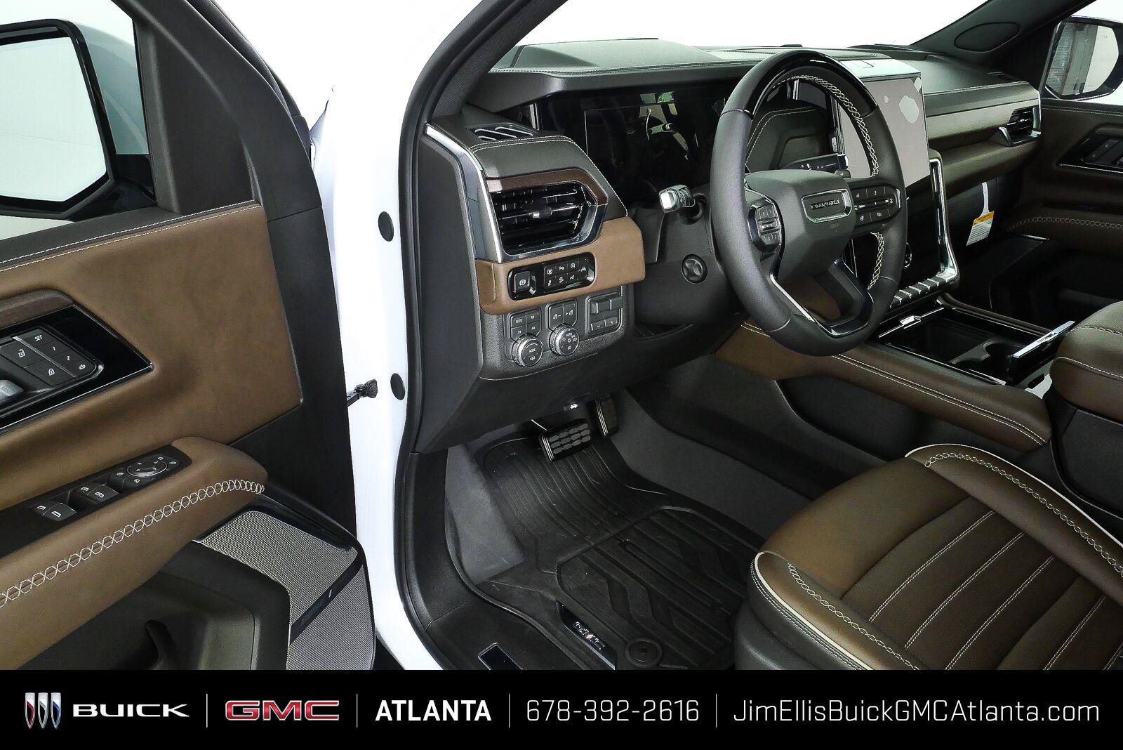 New 2026 GMC Yukon XL Denali Ultimate w/ LPO, Floor Liner Package AWD/4WD image 8