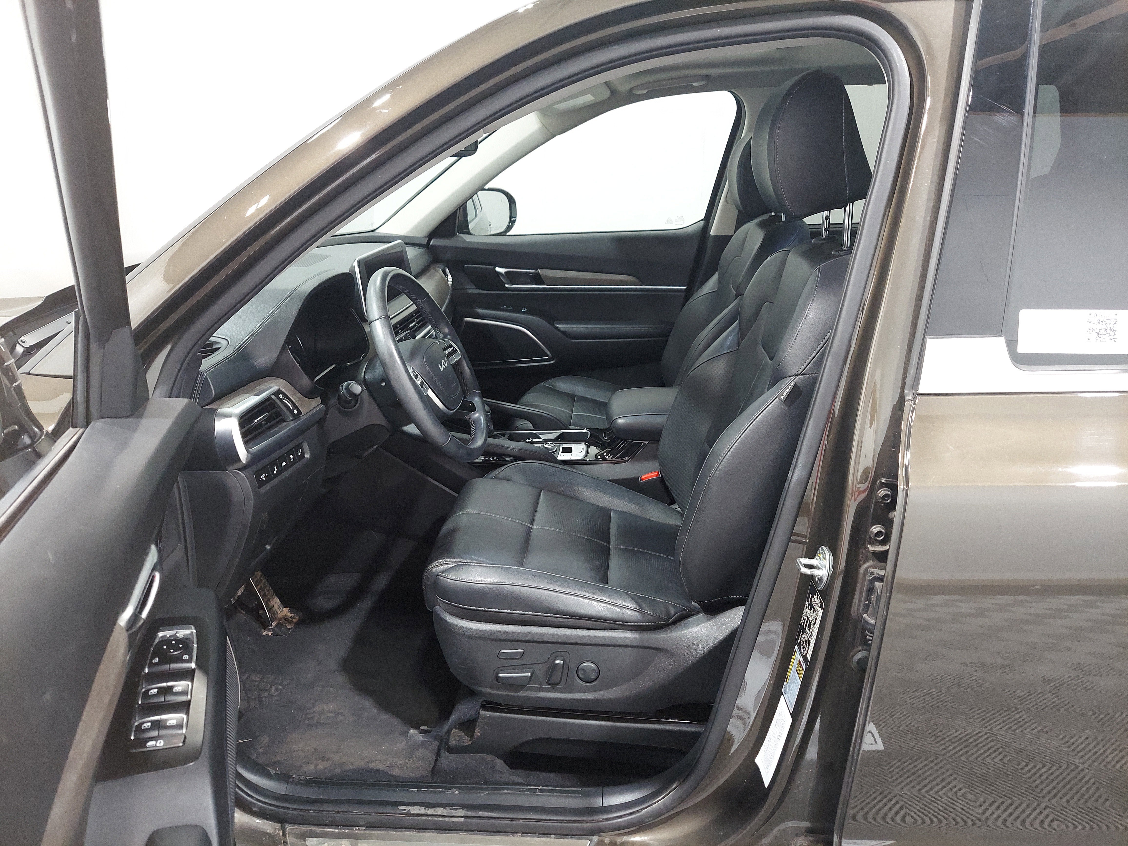 Used 2022 Kia Telluride SX image 14