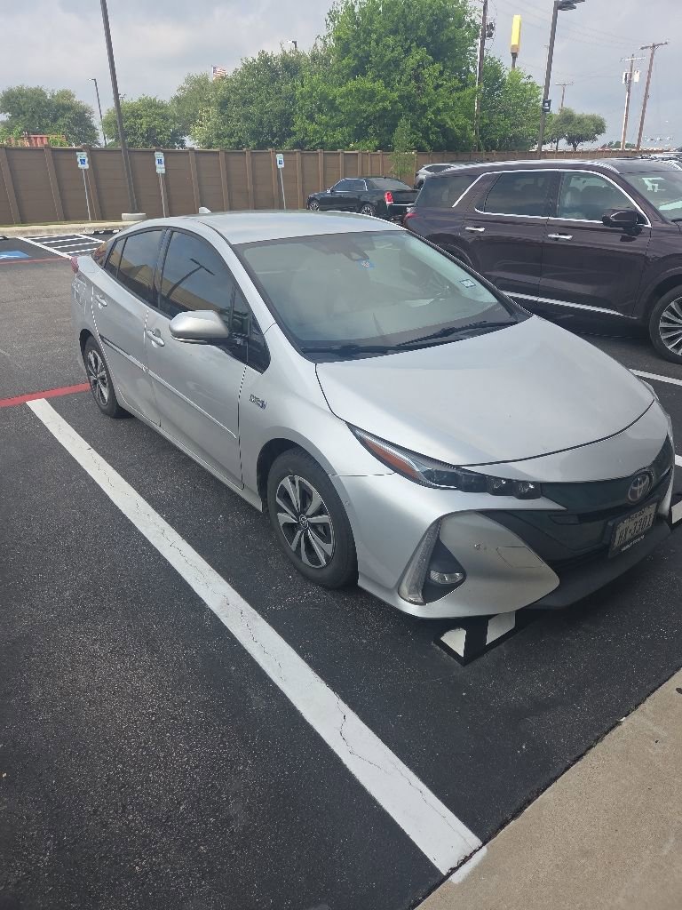 Used 2018 Toyota Prius Prime Advanced FWD image 8