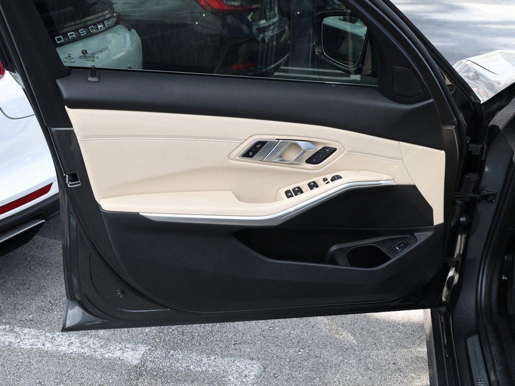 Used 2021 BMW 330i Sedan w/ Convenience Package image 10
