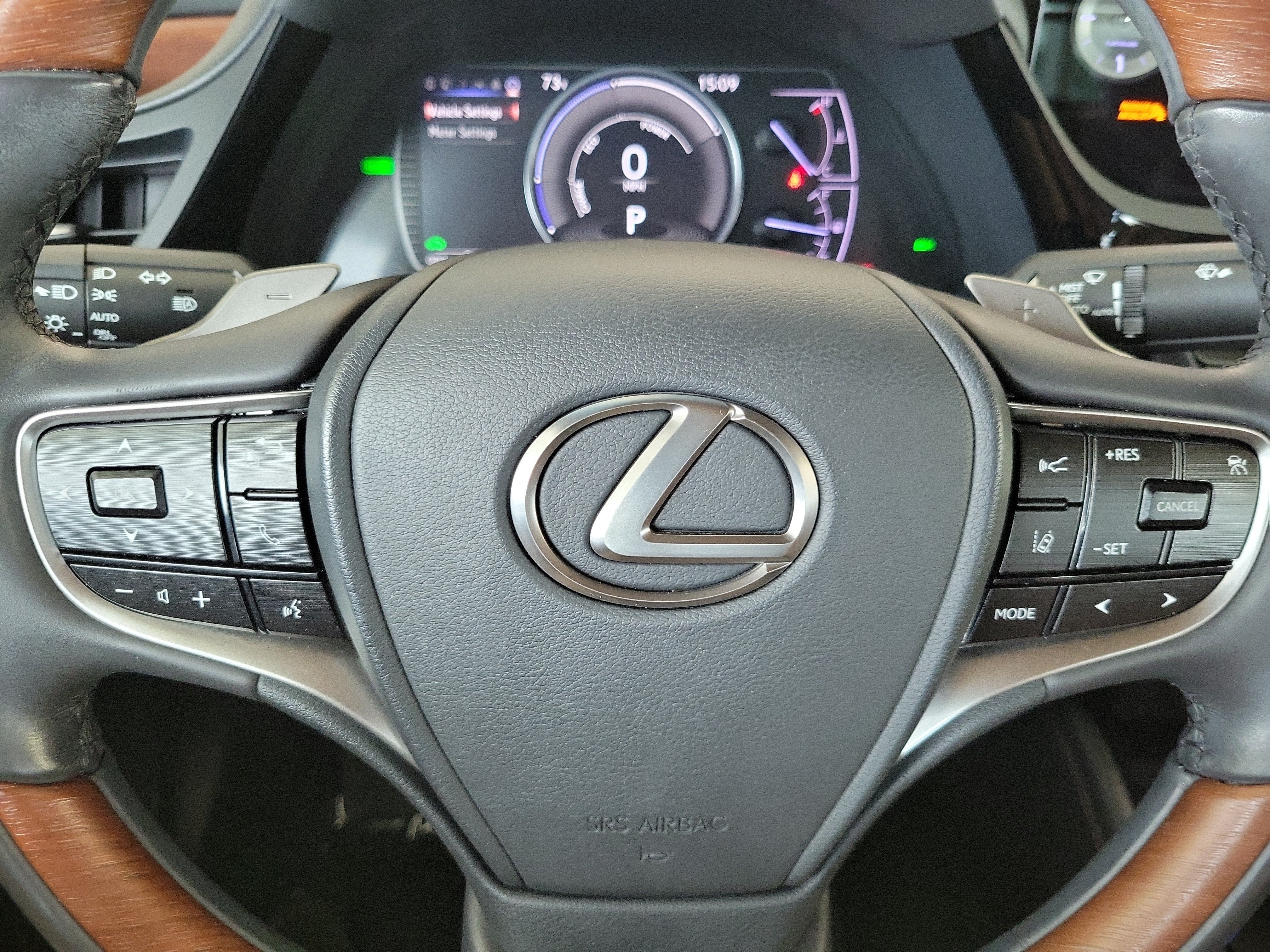 Used 2024 Lexus ES 300h w/ Technology Package FWD image 28