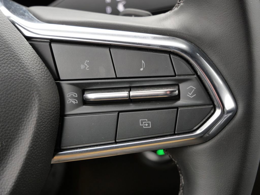 Used 2025 Chevrolet Suburban Z71 image 47