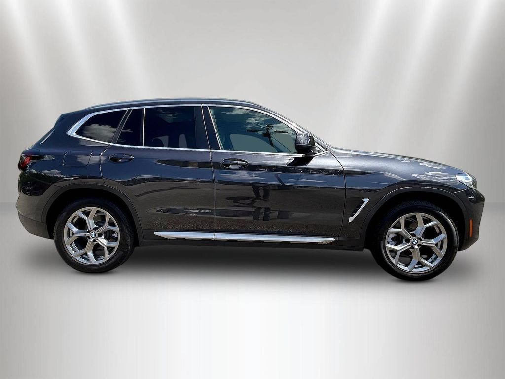 Used 2024 BMW X3 xDrive30i AWD/4WD image 4
