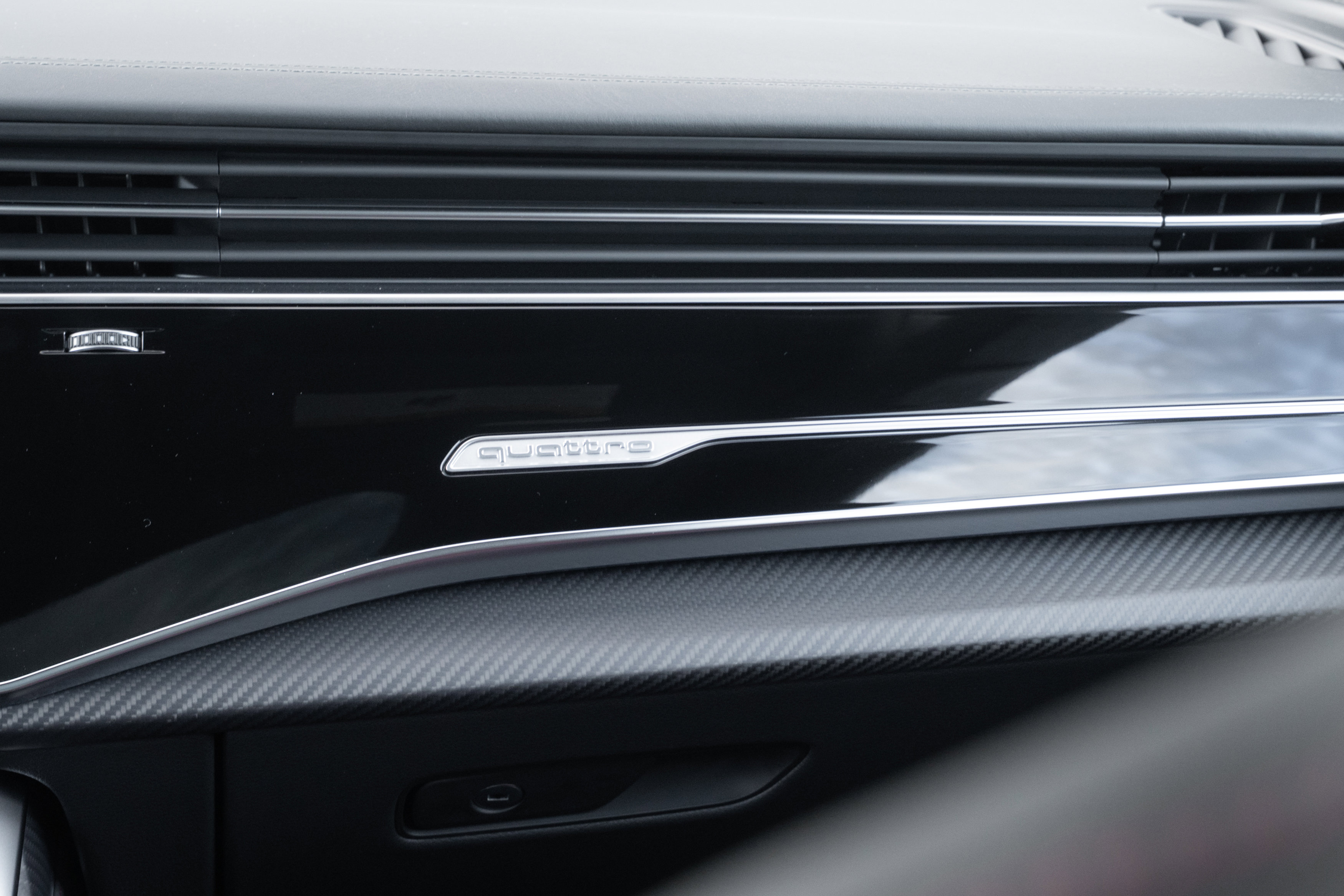 New 2026 Audi RS Q8 performance image 18