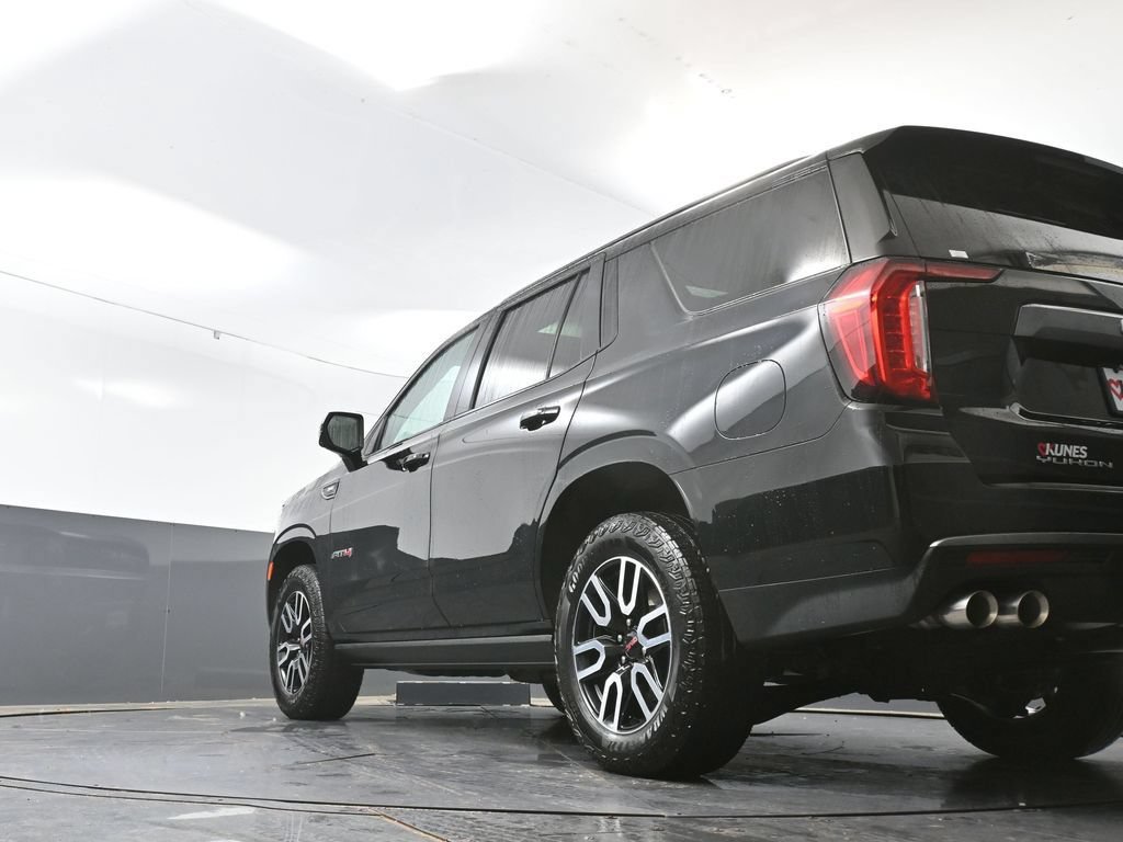 Used 2024 GMC Yukon AT4 w/ AT4 Premium Package AWD/4WD image 59