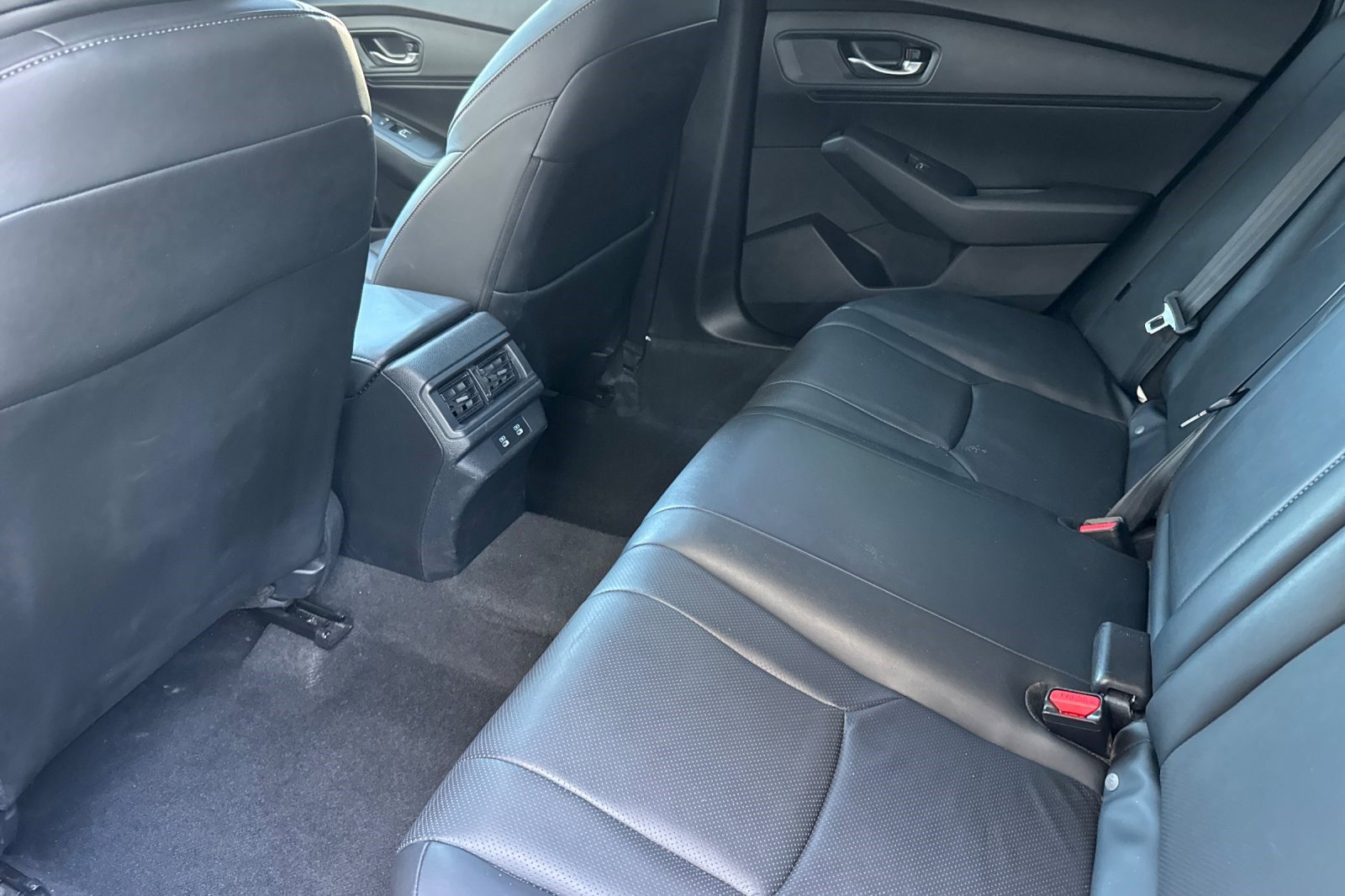 Used 2025 Honda Accord Sport image 25