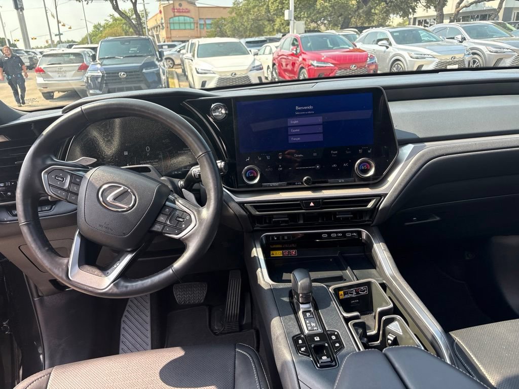 Used 2026 Lexus TX 350 AWD w/ Technology Package image 18
