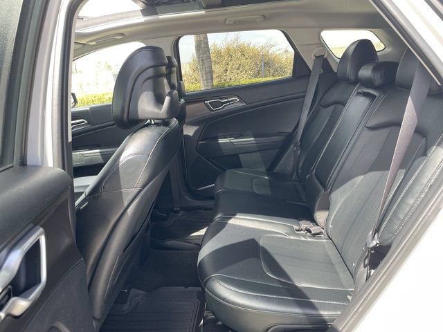 Used 2026 Kia Sportage EX w/ EX Panorama Roof Package FWD image 25