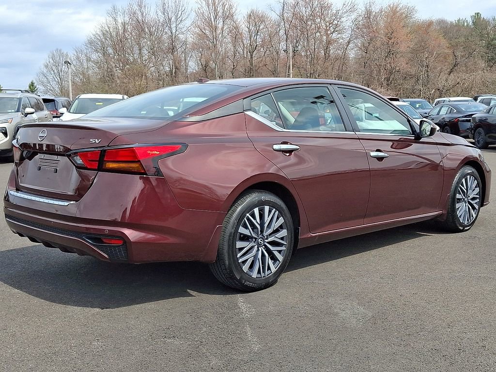 Certified 2023 Nissan Altima 2.5 SV FWD image 5