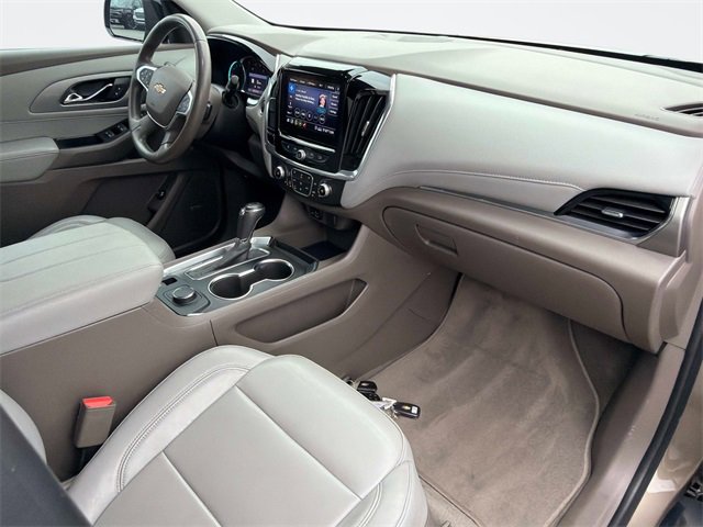 Used 2020 Chevrolet Traverse LT w/ LT Premium Package image 23