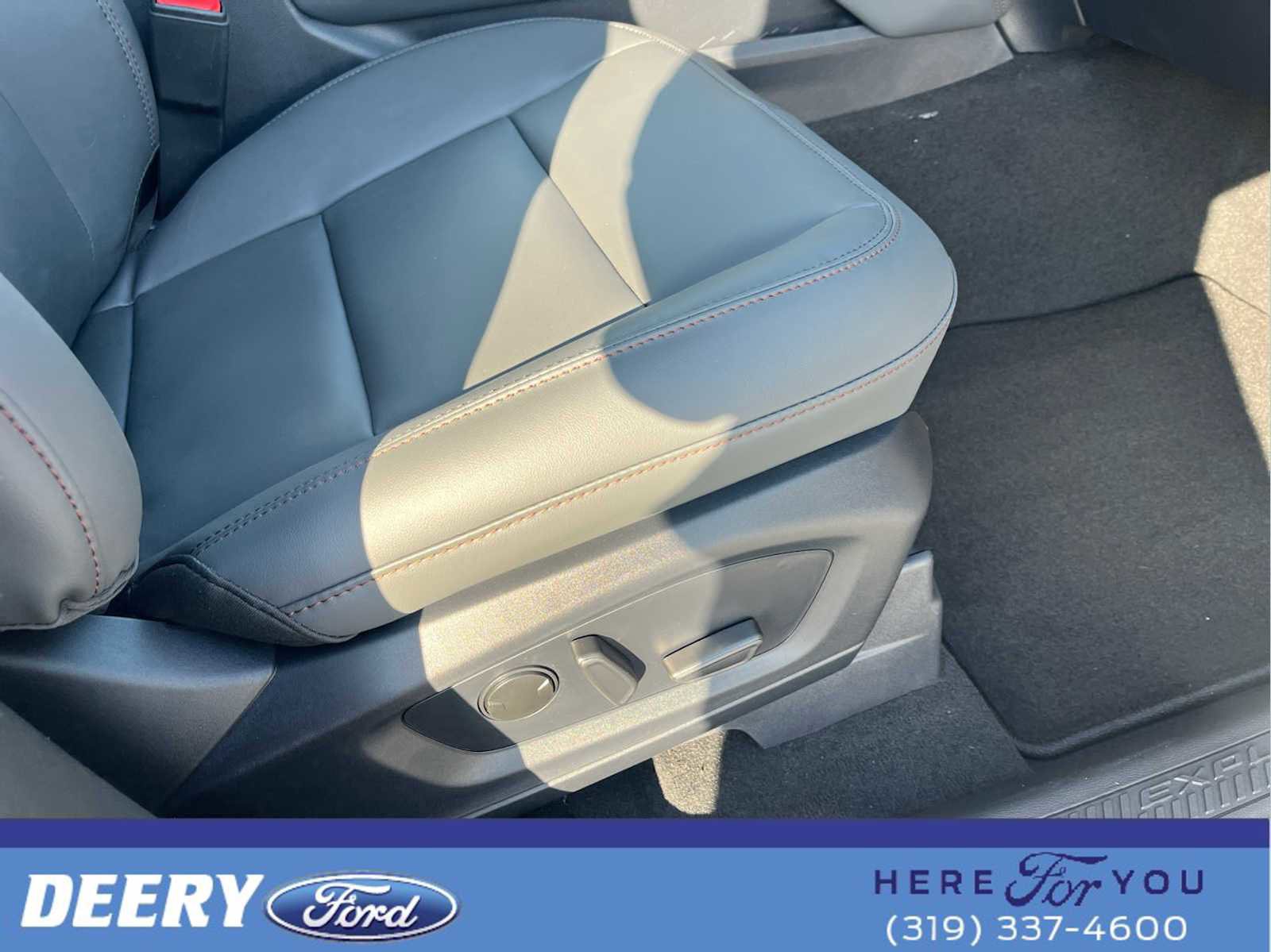 New 2026 Ford Explorer Active w/ Active Comfort Package image 12