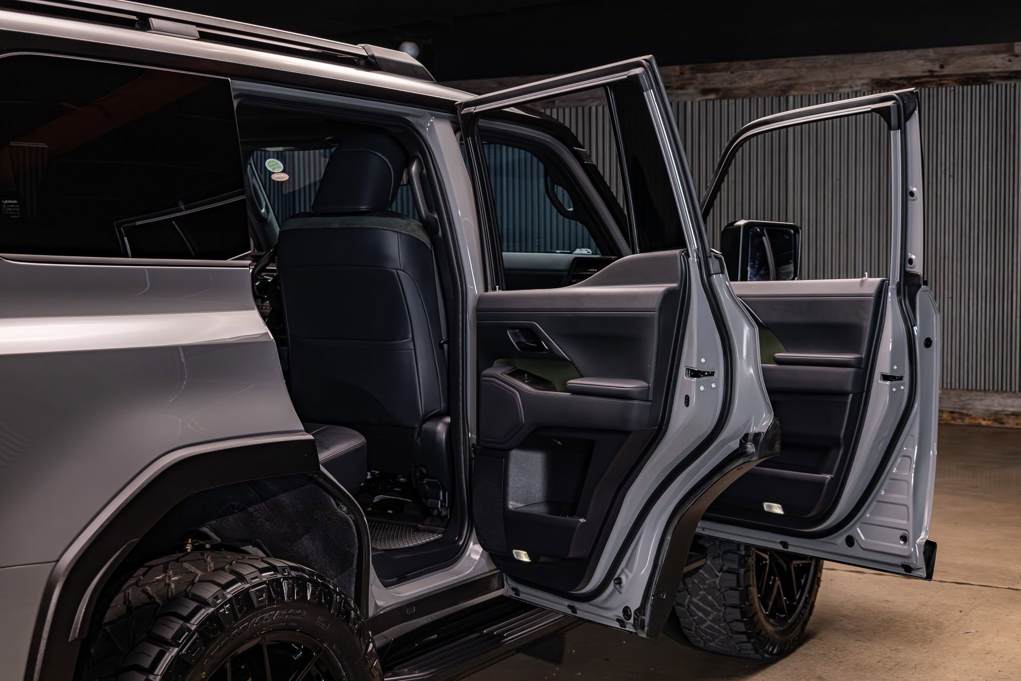 Used 2025 Lexus GX 550 550 Overtrail image 30