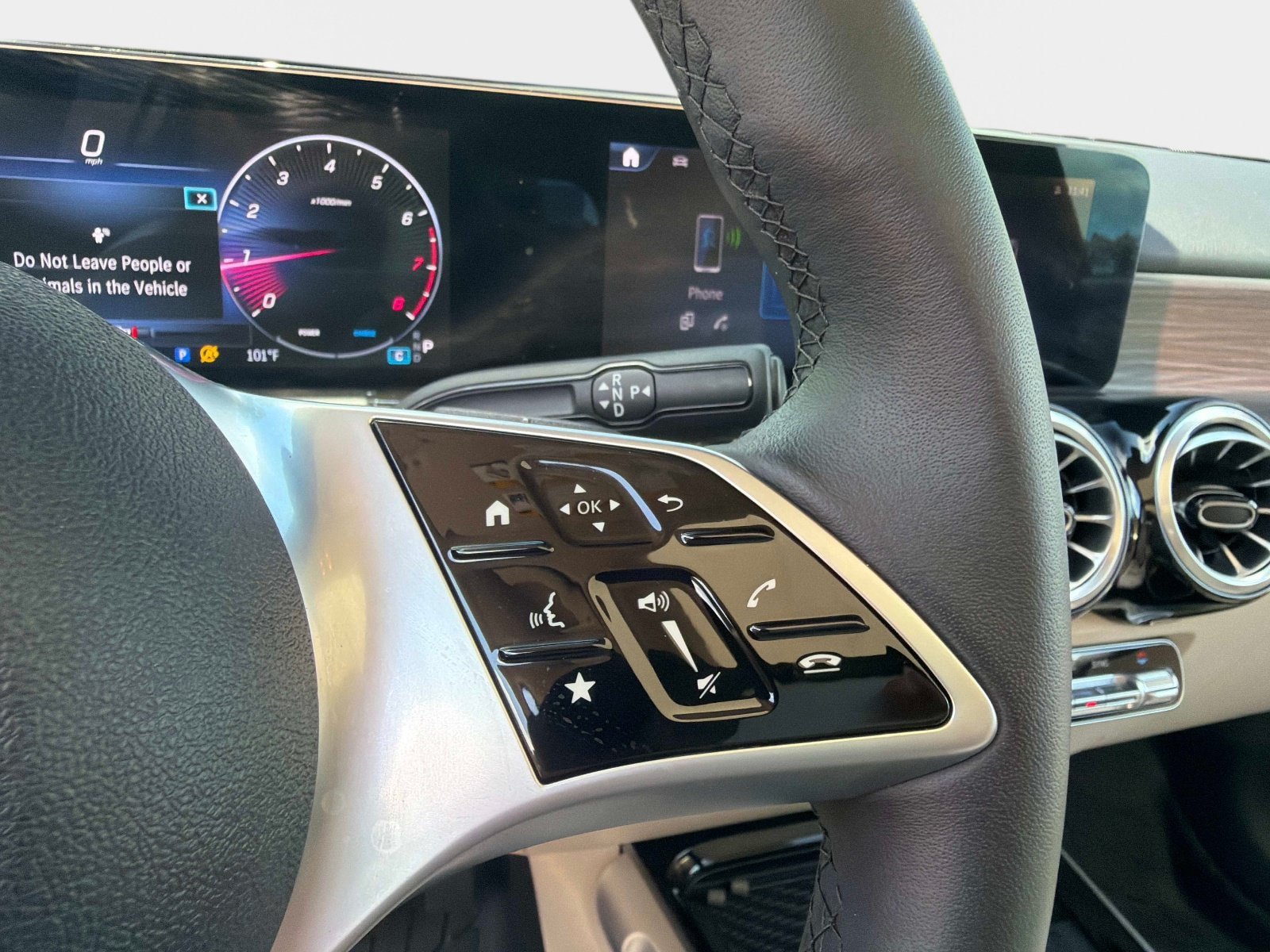 Certified 2024 Mercedes-Benz GLB 250 image 26