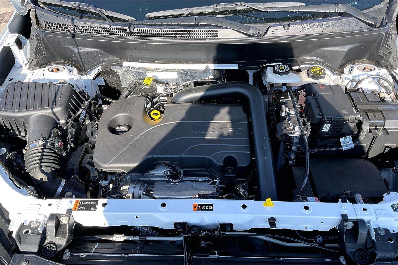 Used 2024 Chevrolet Equinox LS w/ LPO, Cargo Package image 10