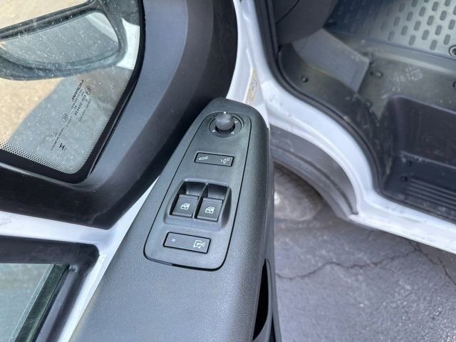 New 2024 RAM ProMaster 3500 w/ Quick Order Package 22G SLT image 9