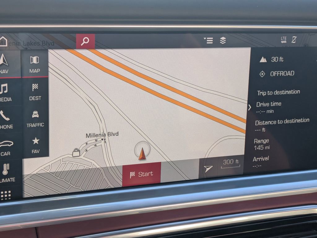 Used 2018 Porsche Panamera 4 image 10