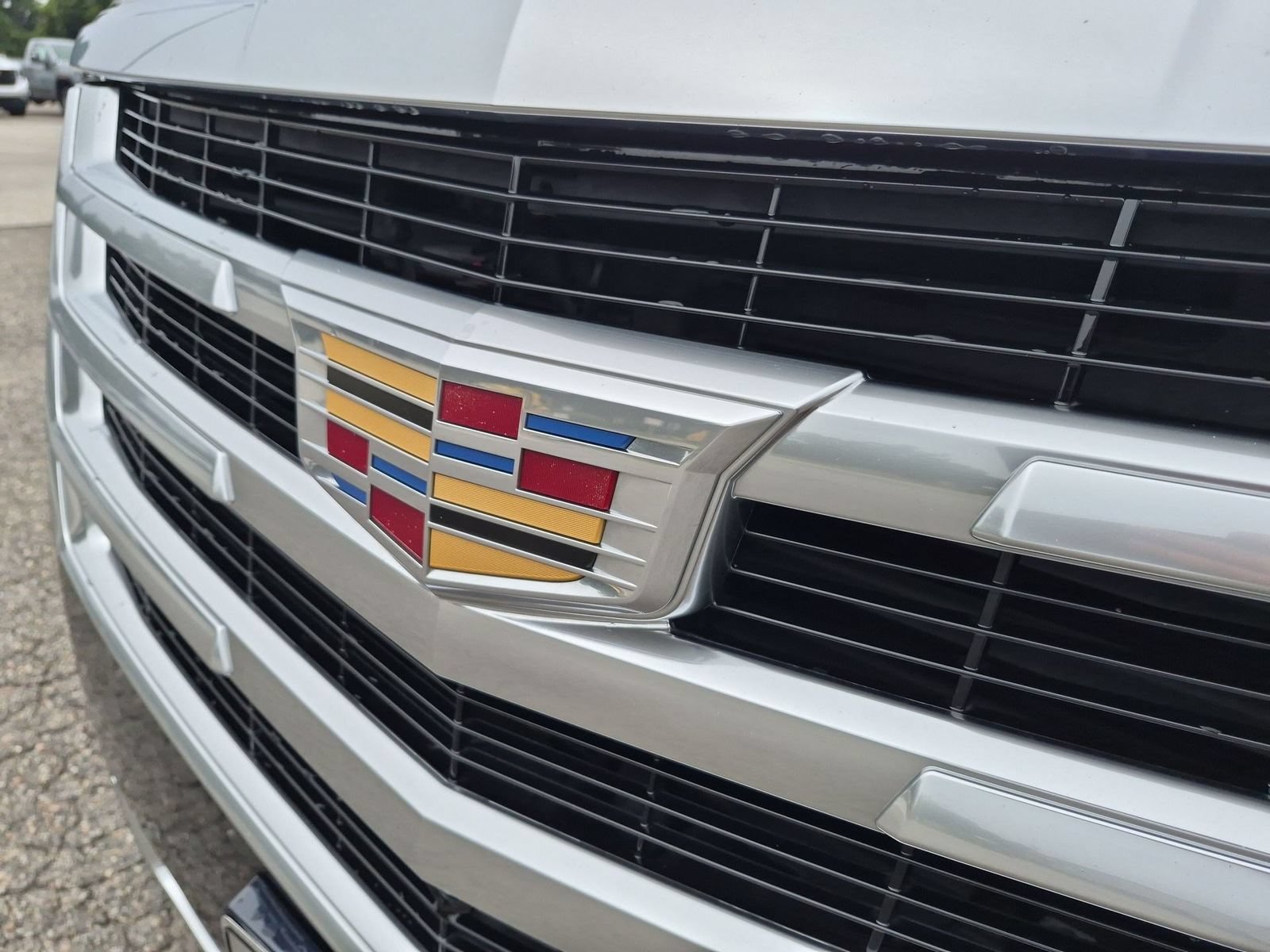 Certified 2019 Cadillac Escalade Luxury RWD image 34