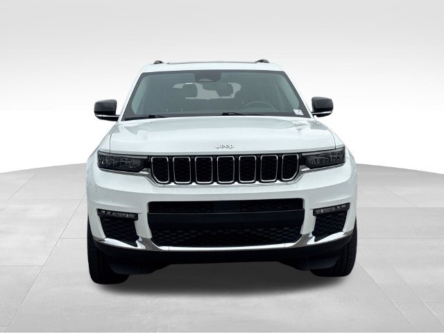 Used 2022 Jeep Grand Cherokee L Limited AWD/4WD image 11