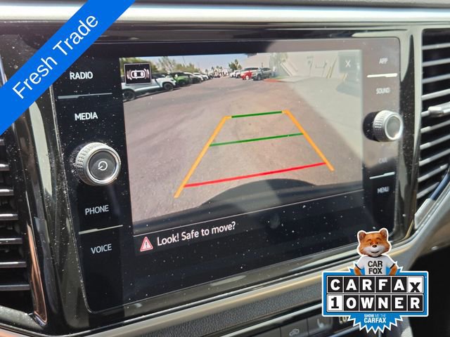 Certified 2023 Volkswagen Atlas Cross Sport SE w/ Panoramic Sunroof Package FWD image 23