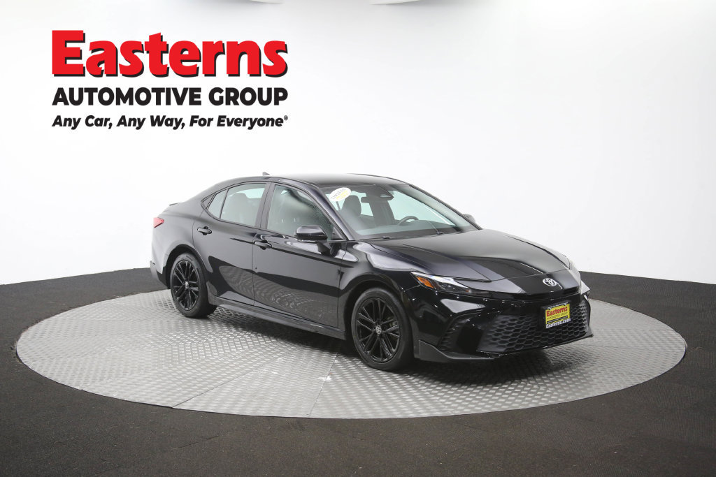 Used 2025 Toyota Camry SE FWD image 50