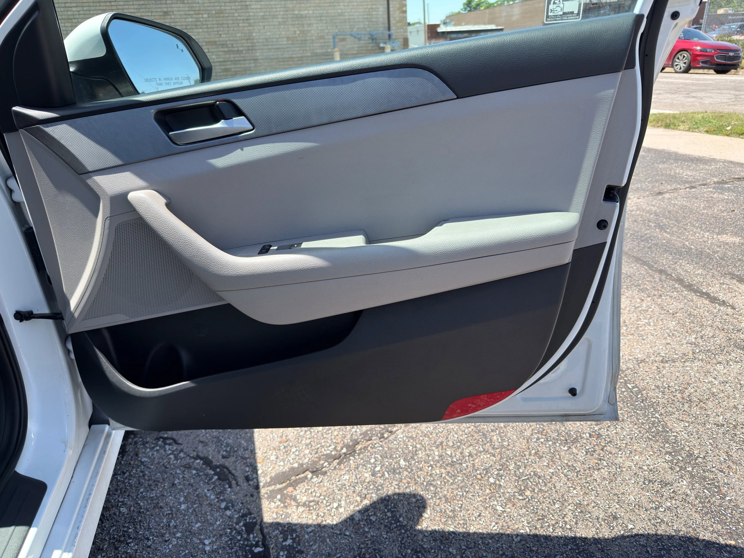 Used 2019 Hyundai Sonata SE w/ Cargo Package FWD image 28