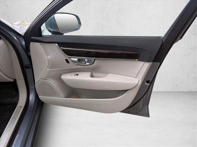 Used 2018 Volvo S90 T5 Momentum w/ Convenience Package image 13