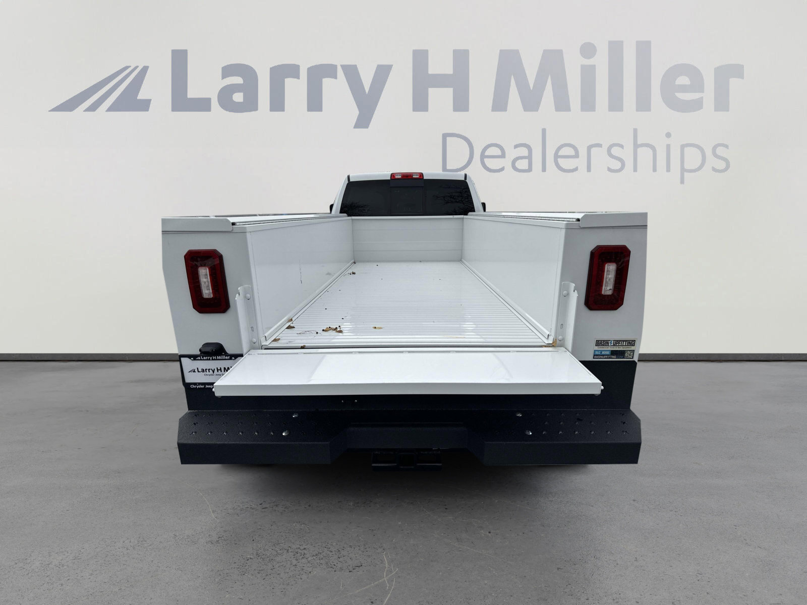 New 2023 RAM 2500 Tradesman image 31