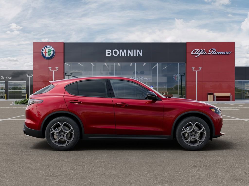 New 2025 Alfa Romeo Stelvio Sprint image 21