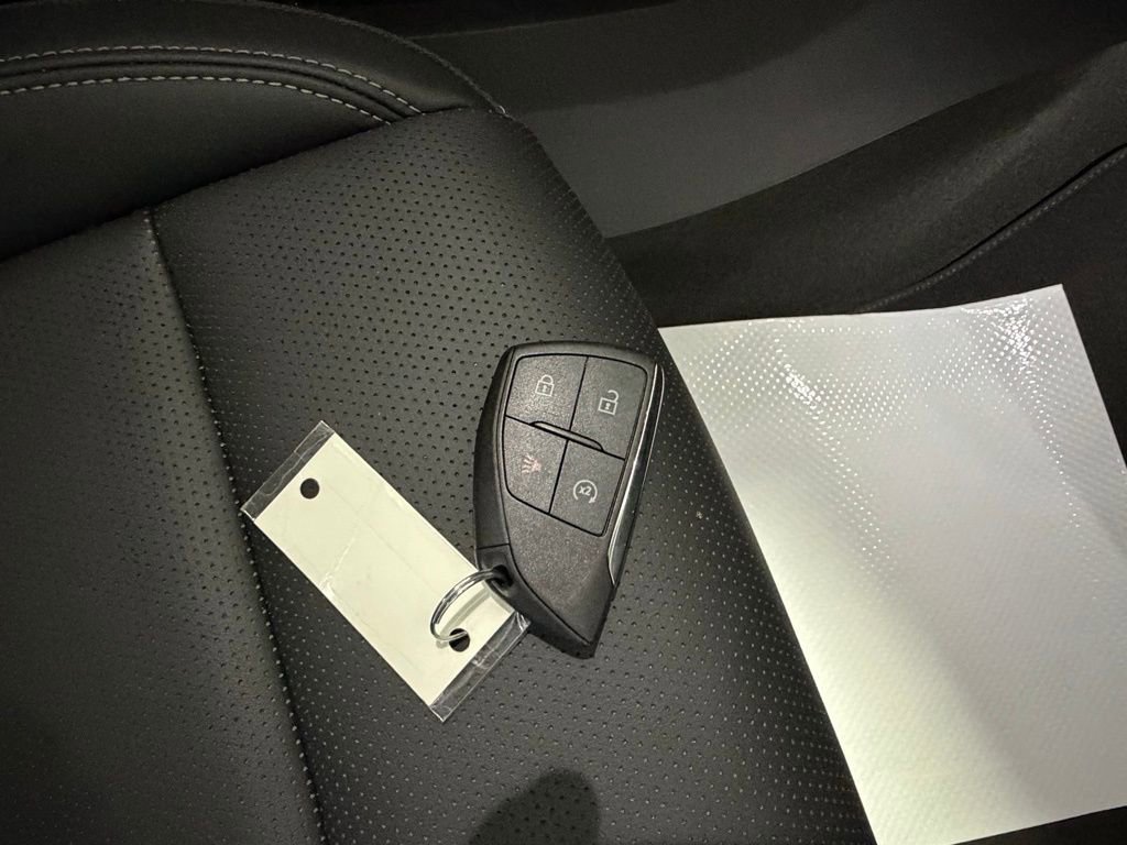 Used 2025 Buick Envision Preferred image 26