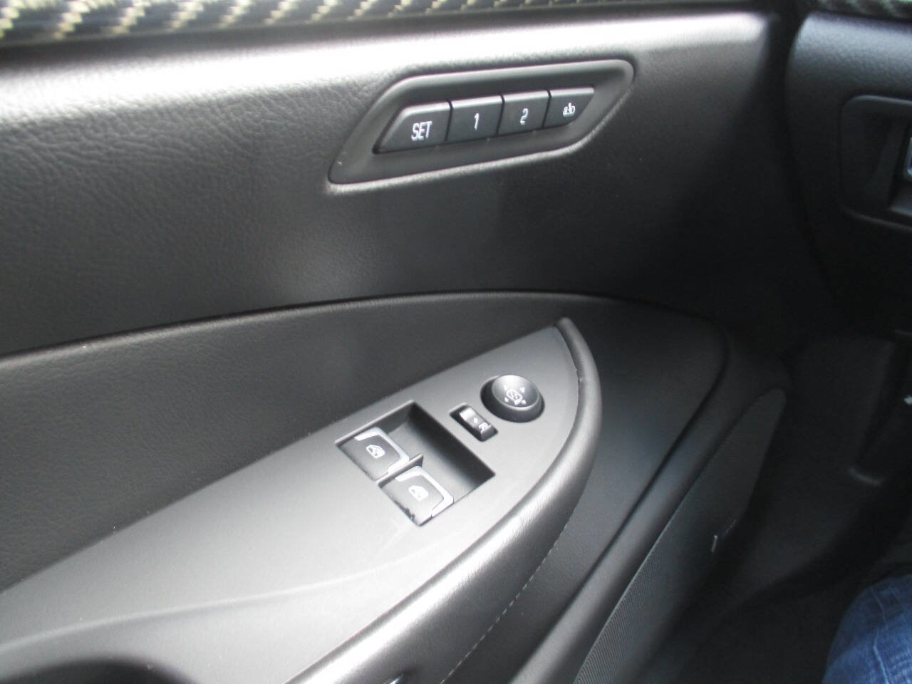 Used 2016 Cadillac ELR image 14