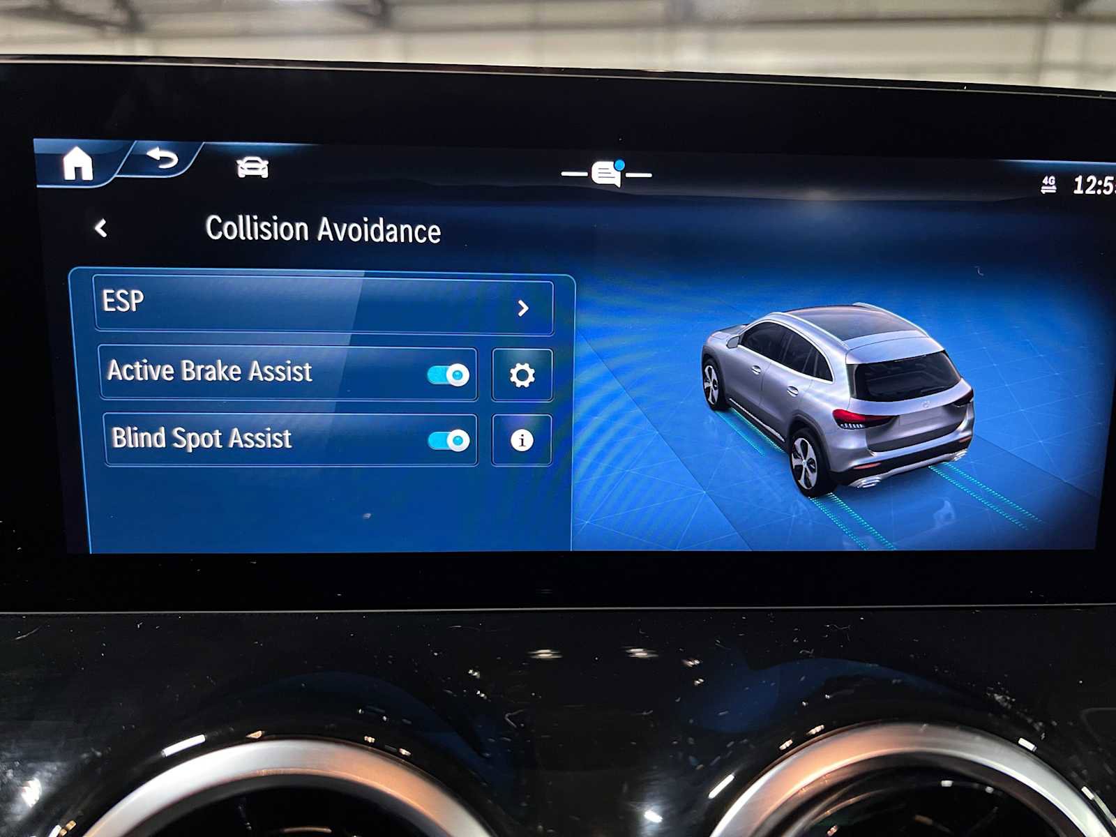 Used 2026 Mercedes-Benz GLA 250 4MATIC image 34