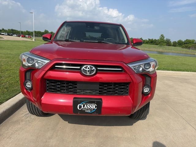 Used 2022 Toyota 4Runner SR5 RWD image 3