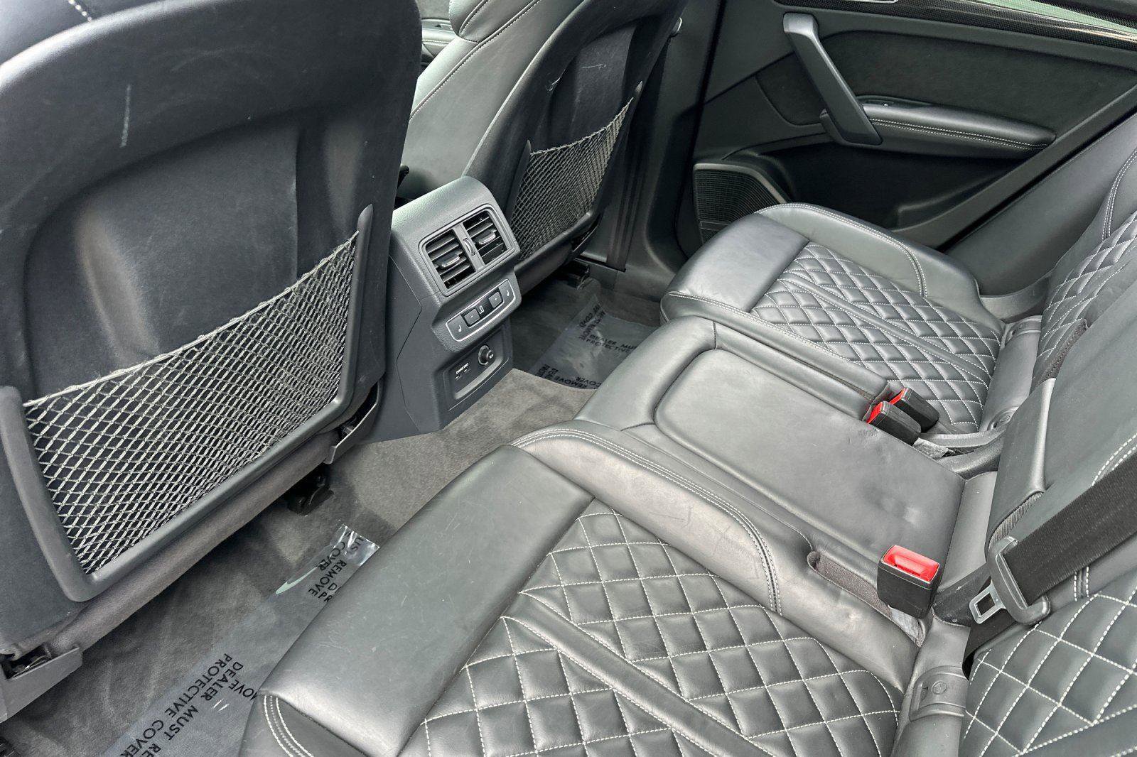 Used 2023 Audi SQ5 Prestige w/ Prestige Package image 11