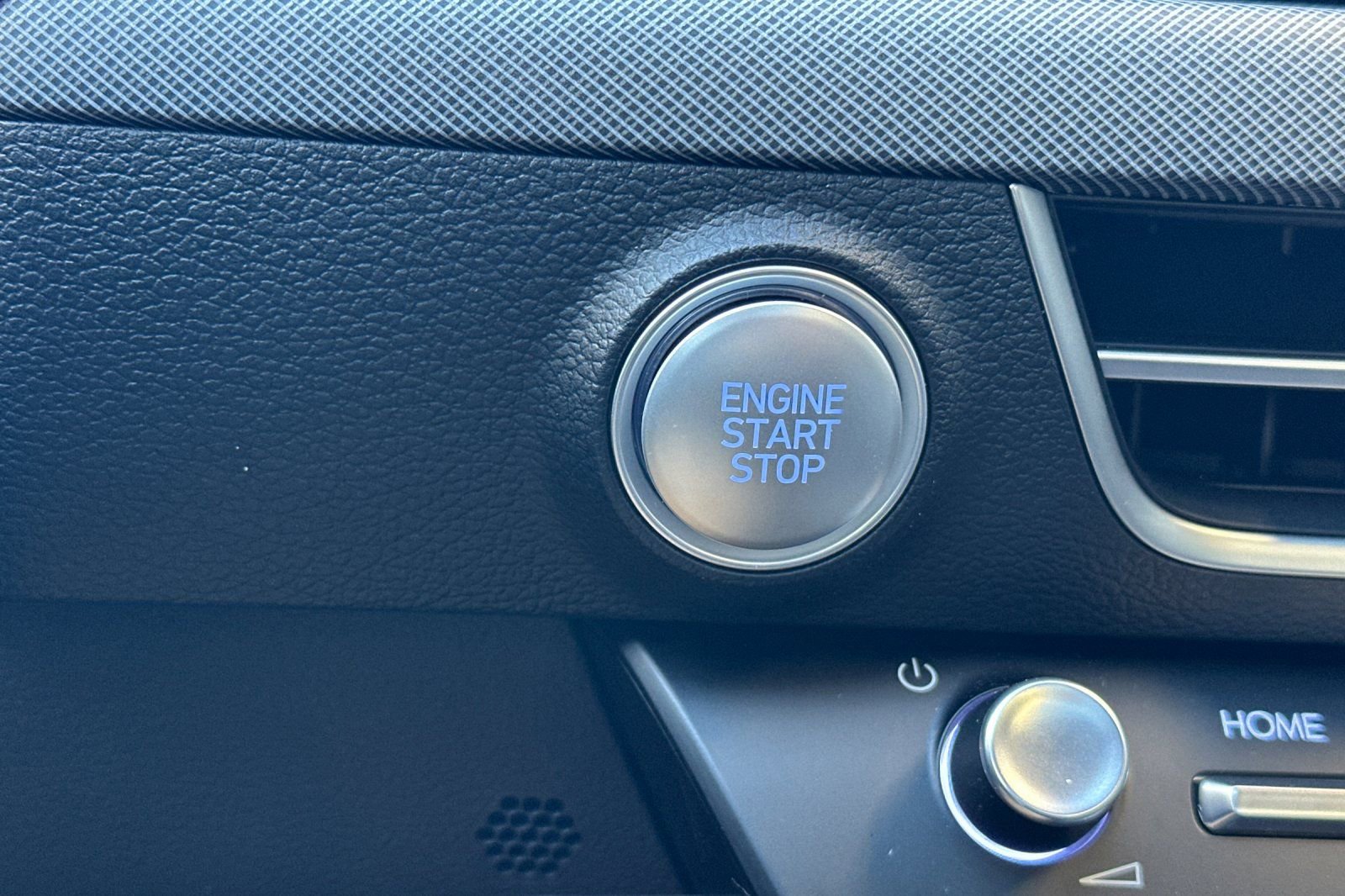 Certified 2025 Hyundai Sonata SEL image 24