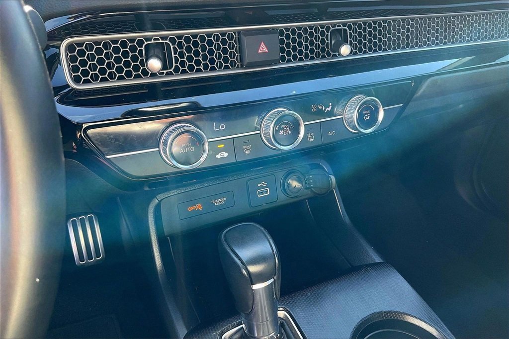 Used 2023 Honda Civic Sport image 22