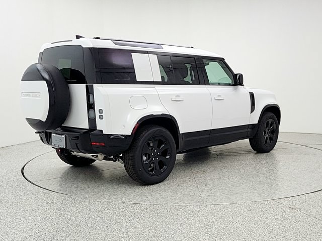 New 2026 Land Rover Defender 110 X-Dynamic SE AWD/4WD image 5