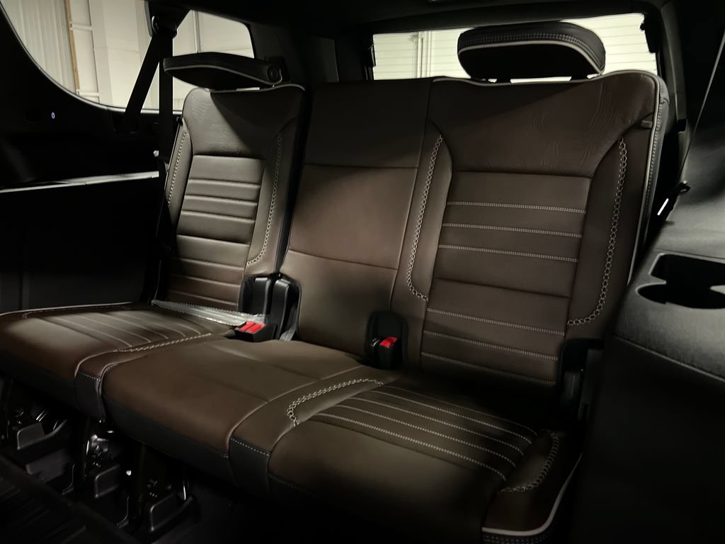 New 2026 GMC Yukon XL Denali Ultimate w/ LPO, Floor Liner Package AWD/4WD image 29