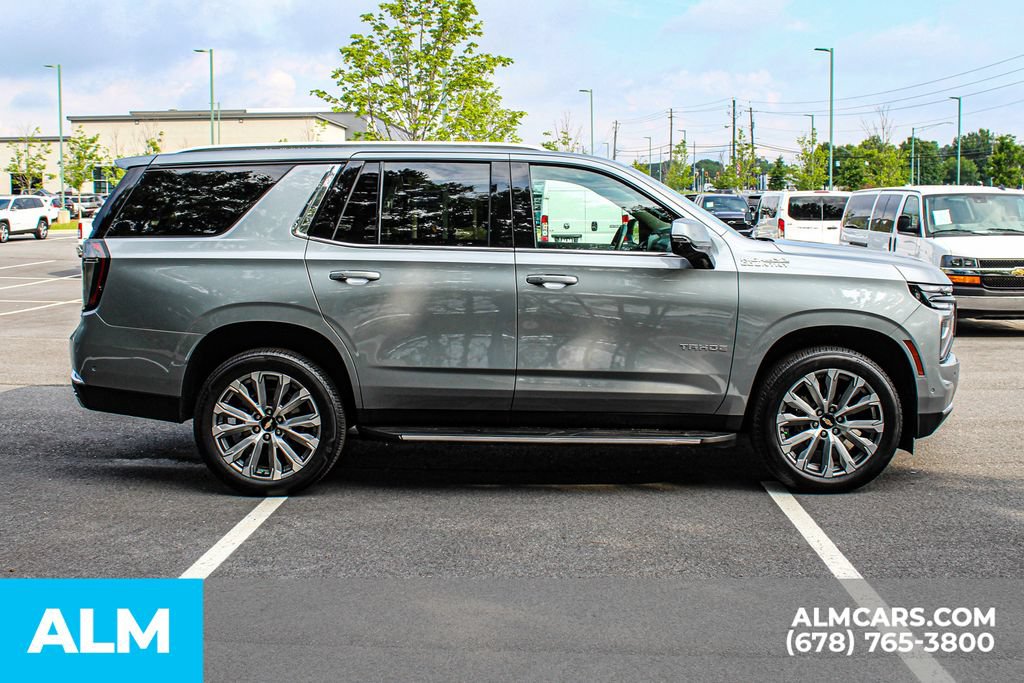 Used 2025 Chevrolet Tahoe High Country AWD/4WD image 8