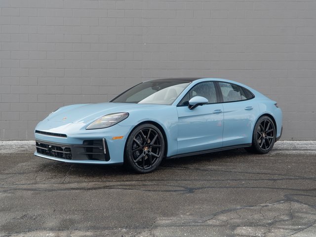 New 2026 Porsche Panamera 4 image 1