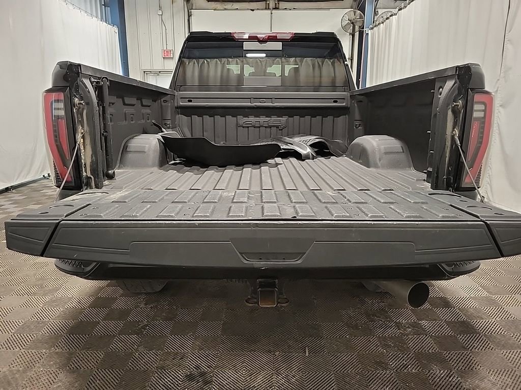 Used 2024 GMC Sierra 2500 AT4 w/ AT4 Premium Plus Package image 11